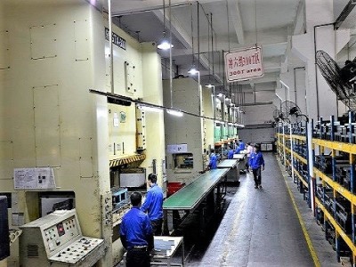 深圳五金沖壓件訂做廠-五金模具安裝2 深圳五金沖壓件訂做廠-五金模具安裝2