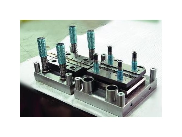 湛江五金沖壓件加工廠，沖壓模具設計及延長使用壽命方法